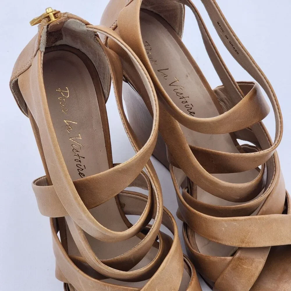 Pour La Victoire Strappy Leather Wedge Platform Heel Sandals Zipper Tan Size 7.5